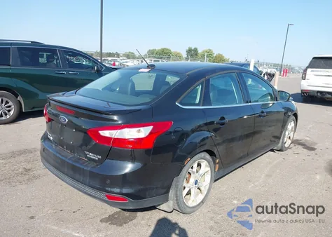 2014 Ford Focus Titanium from USA, damaged, VIN 1FADP3J23EL237429